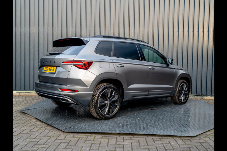 Škoda Karoq 1.5 TSI ACT Sportline Business | Panodak | Adapt. cr. | Camera |Stoel & Stuur verw. | Keyless | Prijs Rijklaar!!