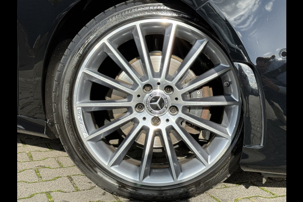 Mercedes-Benz A-Klasse 200 Business Solution AMG | Pano | Ambient Light | LED | CarPlay | 19 inch
