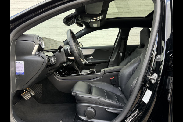 Mercedes-Benz A-Klasse 200 Business Solution AMG | Pano | Ambient Light | LED | CarPlay | 19 inch