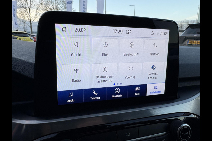 Ford Kuga 2.5 PHEV Titanium | Zuid | Adaptive cruise control | Camera | Trekhaak | Navigatie | Parkeersensoren