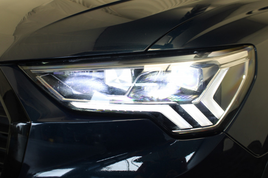 Audi Q3 40 TFSI quattro Pro Line business |Pano| Audi Q3 40 TFSI quattro Pro Line business |Pano|