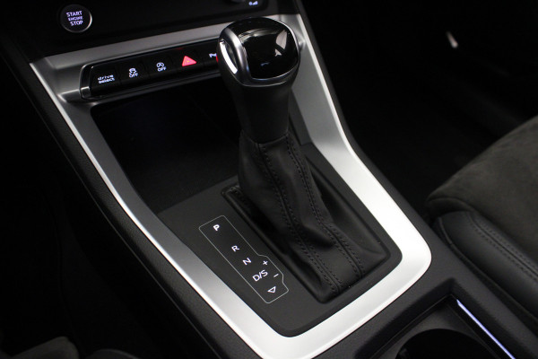 Audi Q3 40 TFSI quattro Pro Line business |Pano| Audi Q3 40 TFSI quattro Pro Line business |Pano|