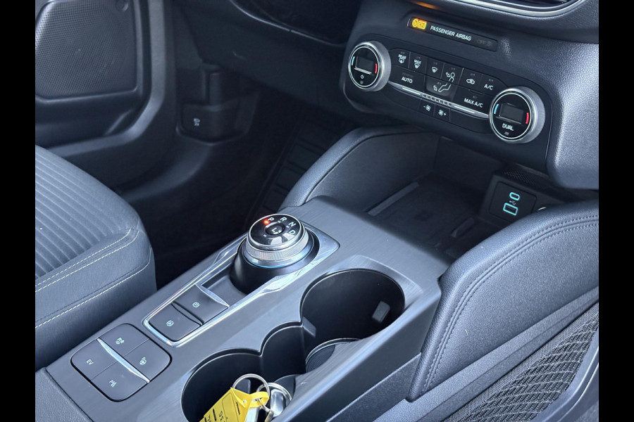 Ford Kuga 2.5 PHEV Titanium | Zuid | Adaptive cruise control | Camera | Trekhaak | Navigatie | Parkeersensoren