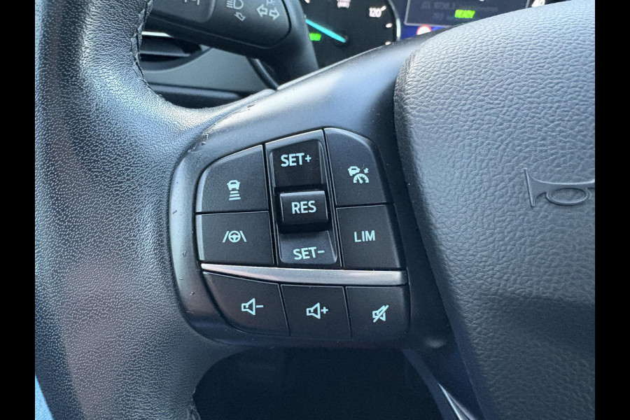 Ford Kuga 2.5 PHEV Titanium | Zuid | Adaptive cruise control | Camera | Trekhaak | Navigatie | Parkeersensoren