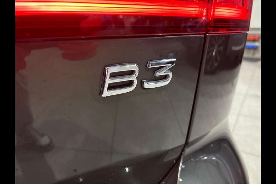 Volvo V60 B3 Aut. Benzine Momentum ACC Parkeercamera 163pk