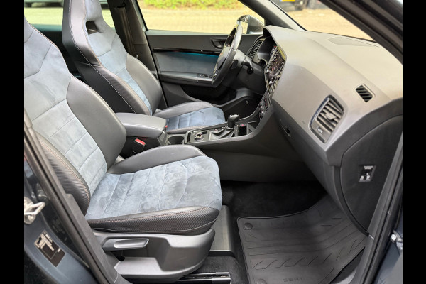 CUPRA Ateca 2.0 TSI 4DRIVE Limited Edition 1 of 1999 l Akrapovic l Brembo l Carbon l Virtual l ACC l Pano l Navi l Camera l