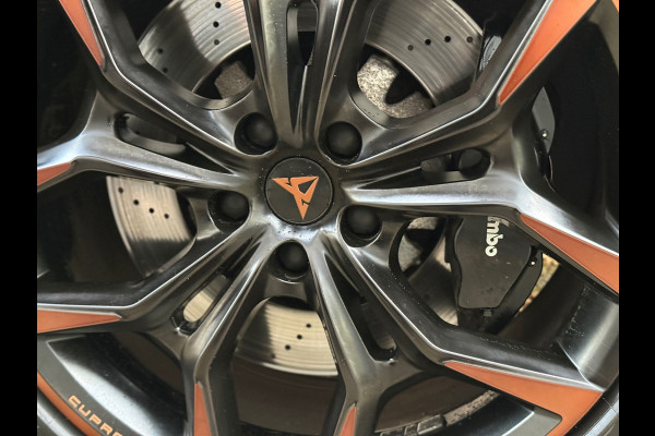 CUPRA Ateca 2.0 TSI 4DRIVE Limited Edition 1 of 1999 l Akrapovic l Brembo l Carbon l Virtual l ACC l Pano l Navi l Camera l