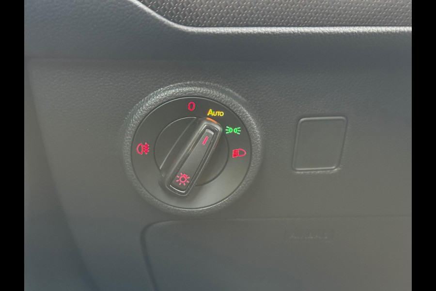 CUPRA Ateca 2.0 TSI 4DRIVE Limited Edition 1 of 1999 l Akrapovic l Brembo l Carbon l Virtual l ACC l Pano l Navi l Camera l