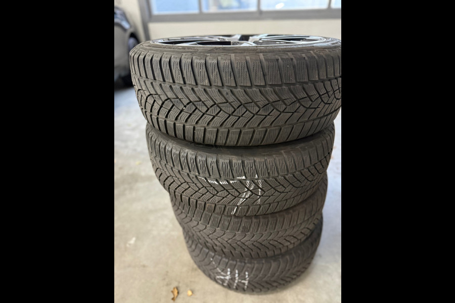 CUPRA Ateca 2.0 TSI 4DRIVE Limited Edition 1 of 1999 l Akrapovic l Brembo l Carbon l Virtual l ACC l Pano l Navi l Camera l