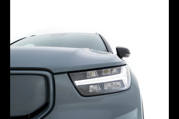 Volvo XC40 Recharge P8 AWD R-Design [ 3-Fase ] {SOH-89%} (INCL-BTW) *LEATHER-ALCANTARA | DIGI-COCKPIT | FULL-LED | PREMIUM-AUDIO | TOP-VIEW | CARPLAY | NAVI-FULLMAP | ECC | PDC | KEYLESS | HEATED-SPORTSEATS | BLIS | PRIVACY-GLASS | TOWBAR | 19 "ALU