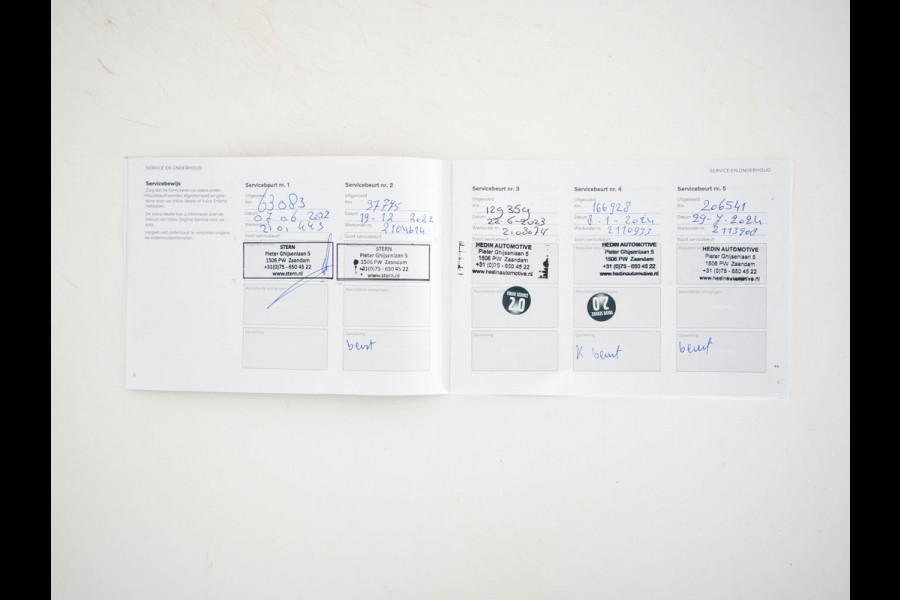 Volvo XC40 Recharge P8 AWD R-Design [ 3-Fase ] {SOH-89%} (INCL-BTW) *LEATHER-ALCANTARA | DIGI-COCKPIT | FULL-LED | PREMIUM-AUDIO | TOP-VIEW | CARPLAY | NAVI-FULLMAP | ECC | PDC | KEYLESS | HEATED-SPORTSEATS | BLIS | PRIVACY-GLASS | TOWBAR | 19 "ALU