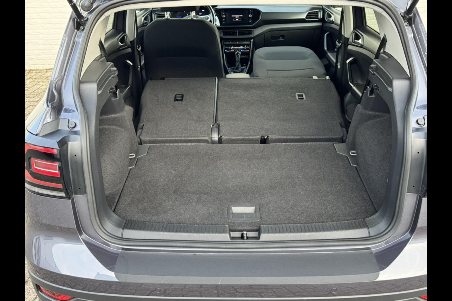 Volkswagen T-Cross 1.0 TSI Life Adaptive cruise control Climate control DAB radio Achteruitrijcamera Navi