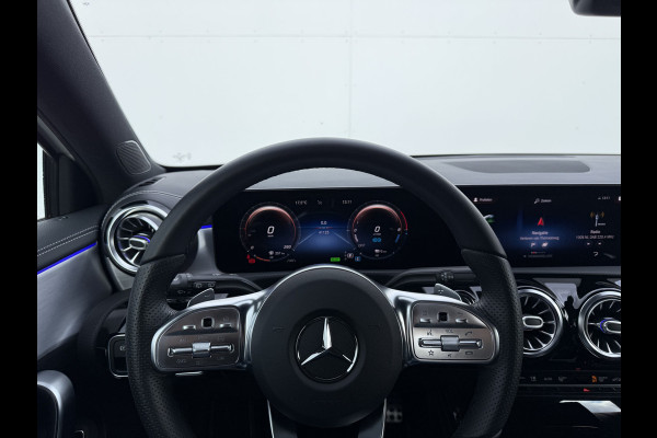 Mercedes-Benz A-Klasse 250 e Business Solution AMG Limited | Pano | Ambient Light | Camera | LED | MBUX | 19 inch