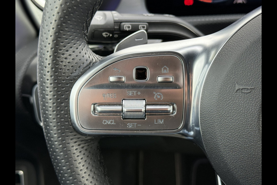 Mercedes-Benz A-Klasse 250 e Business Solution AMG Limited | Pano | Ambient Light | Camera | LED | MBUX | 19 inch