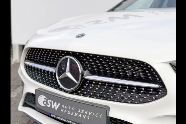 Mercedes-Benz A-Klasse 250 e Business Solution AMG Limited | Pano | Ambient Light | Camera | LED | MBUX | 19 inch