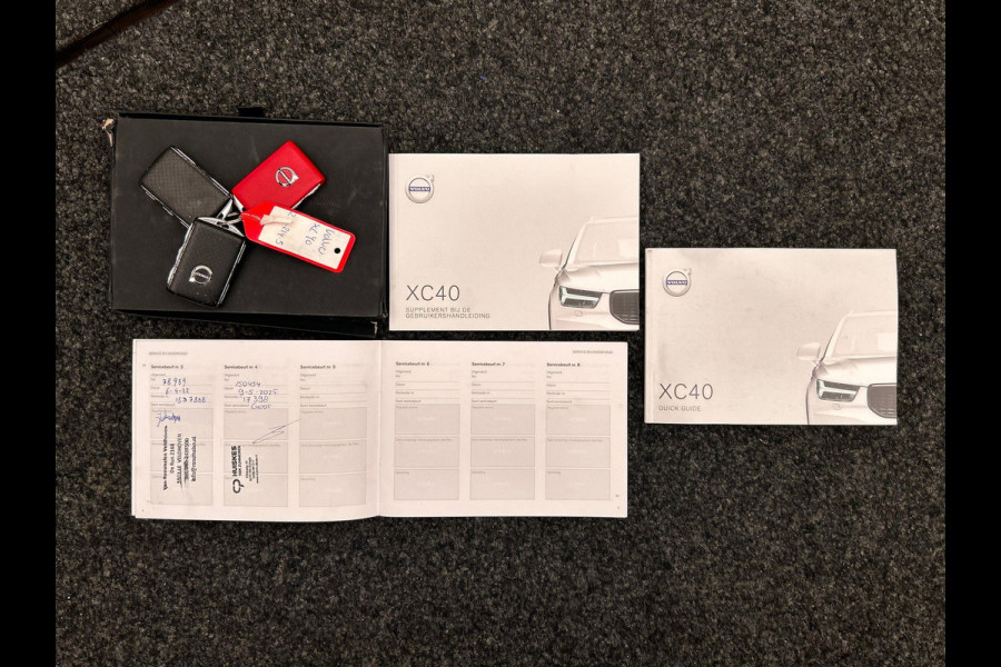 Volvo XC40 2.0 T5 AWD R-Design Pano/dak Harman/Kardon Alcantara/Leder Origineel NL