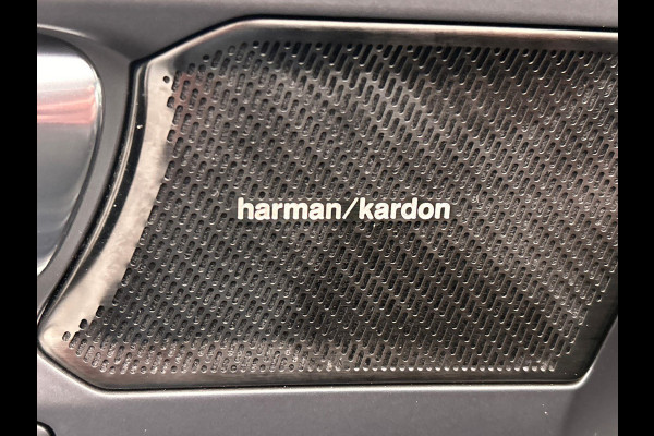 Volvo XC40 2.0 T5 AWD R-Design Pano/dak Harman/Kardon Alcantara/Leder Origineel NL