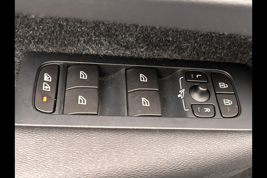 Volvo XC40 2.0 T5 AWD R-Design Pano/dak Harman/Kardon Alcantara/Leder Origineel NL