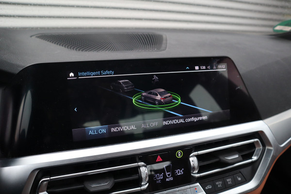 BMW 3-serie M-Sport M Schaalstoelen / Dravit Grau / HiFi / Camera /