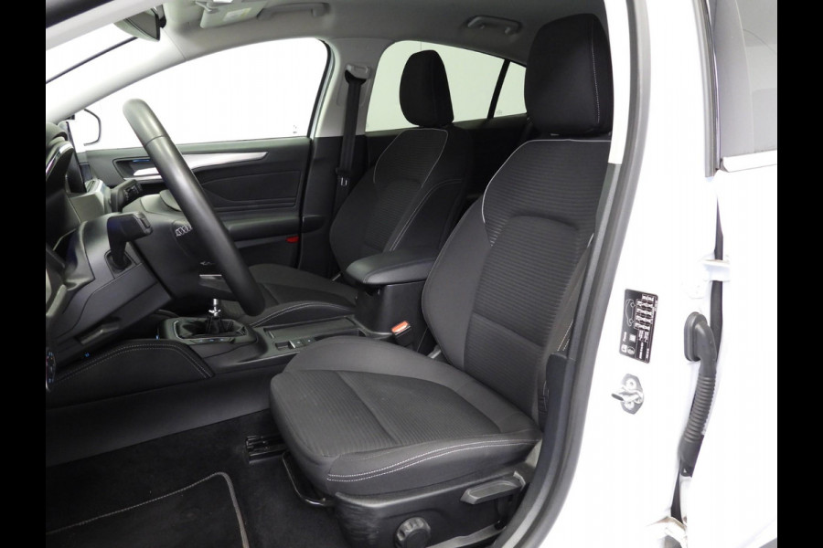 Ford Focus 1.0 EcoBoost Hybrid Titanium X NAVI/CAMERA/LED/VIRTUAL/16"LMV!