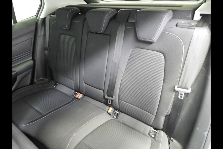 Ford Focus 1.0 EcoBoost Hybrid Titanium X NAVI/CAMERA/LED/VIRTUAL/16"LMV!