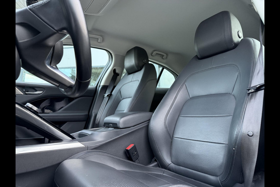 Jaguar I-PACE EV400 Business Edition S 90 kWh | Meridian | Camera | Leder | Jaguar I-PACE EV400 Business Edition S 90 kWh | Meridian | Camera | Leder |