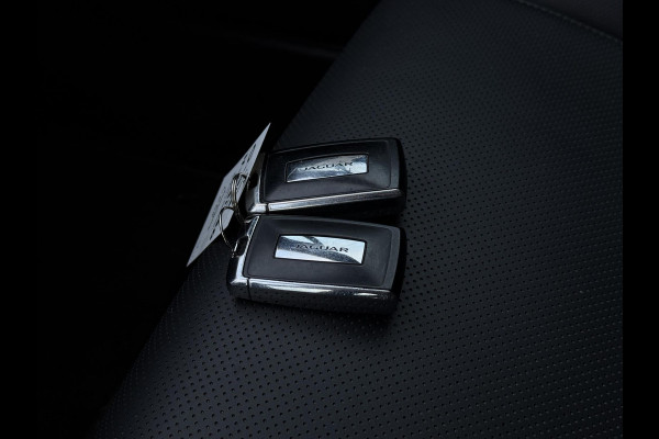 Jaguar I-PACE EV400 Business Edition S 90 kWh | Meridian | Camera | Leder | Jaguar I-PACE EV400 Business Edition S 90 kWh | Meridian | Camera | Leder |