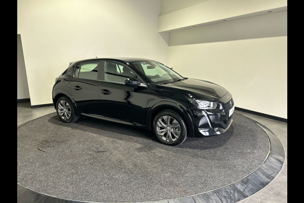 Peugeot e-208 EV Active Pack 50 kWh Cruise control | LED | Rijbaansensoren | SoH (batterijcheck) 100% score!