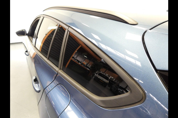 Ford FOCUS Wagon 1.0 EcoBoost Hybrid ST Line NAVI/CAMERA/CLIMA/WINTERPACK/17"LMV!