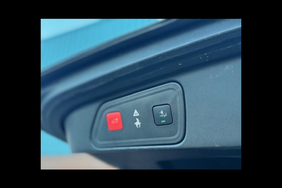 Peugeot 3008 1.2 GT Line - 1e eigenaar - Dealer onderhouden