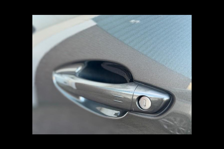 Peugeot 3008 1.2 GT Line - 1e eigenaar - Dealer onderhouden