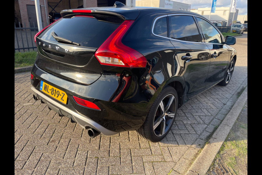 Volvo V40 2.0 D2 R-Design,Garantie