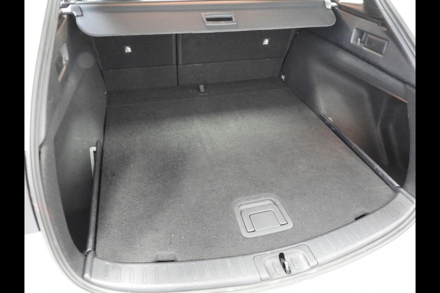 Toyota Corolla Touring Sports 1.8 Hybrid Business NAVI-APP/CLIMA/CAMERA/TREKH./16"LMV!