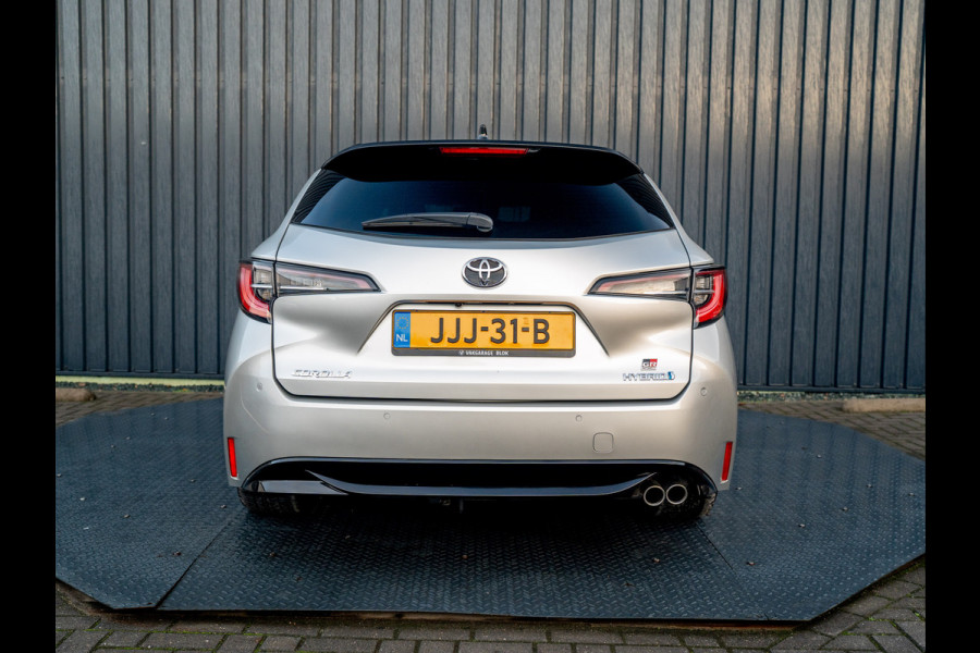Toyota Corolla Touring Sports 2.0 Hybrid Premium | Trekhaak afnb. | Head Up | Stoel & Stuur verw. | BSM | PDC V&A | Prijs Rijklaar!!