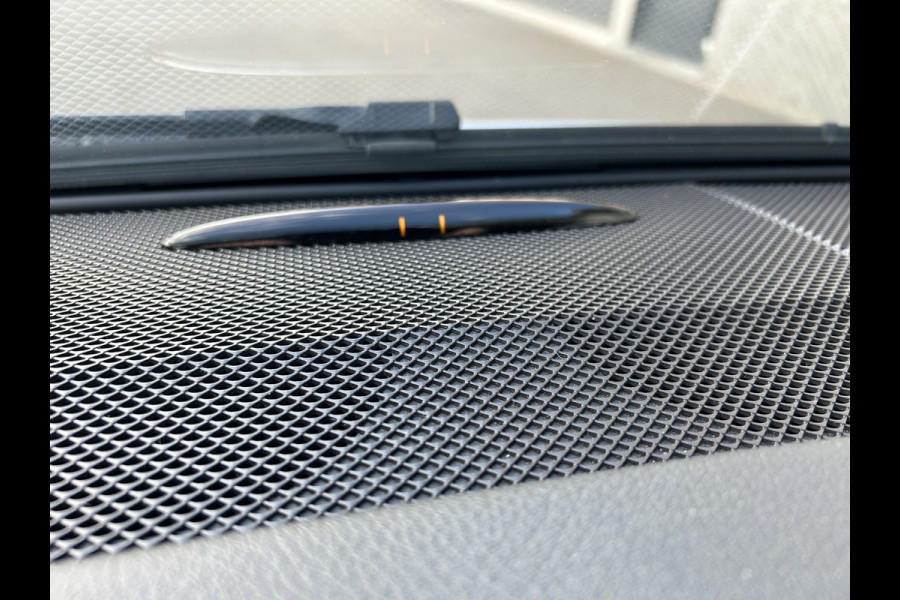 Mercedes-Benz Vito 116 CDI Lang Dubbele cabine / Distronic / Camera / Parkeersensoren / Navigatie / Airco / LMV