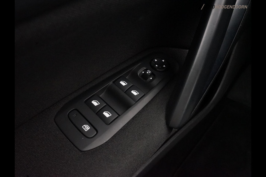 Peugeot 308 SW 1.2 PureTech Blue Lease Active Luxe (APPLE CARPLAY,LED,CLIMATE,CRUISE,CAMERA,PARKEERSENSOREN,LM-VELGEN,TOPCONDITIE)