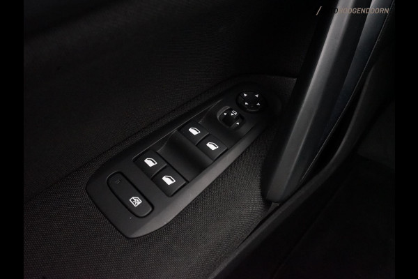 Peugeot 308 SW 1.2 PureTech Blue Lease Active Luxe (APPLE CARPLAY,LED,CLIMATE,CRUISE,CAMERA,PARKEERSENSOREN,LM-VELGEN,TOPCONDITIE)