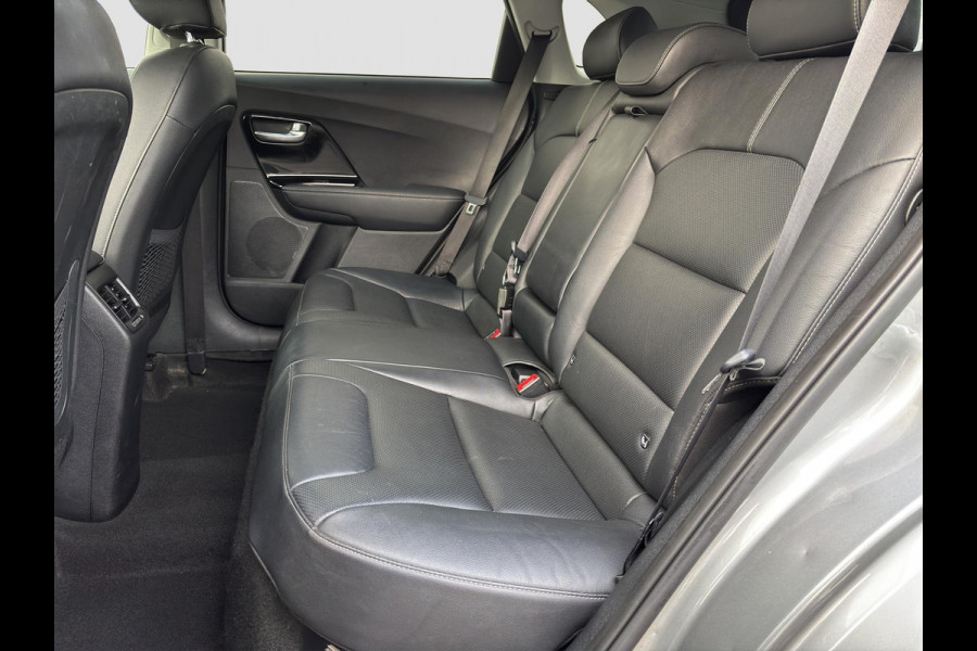 Kia Niro 1.6 GDi PHEV DynamicPlusLine Automaat | Navi | Camera | Stoel & Stuurverwarming | Cruise | Leder | Kia Niro 1.6 GDi PHEV DynamicPlusLine Automaat | Navi | Camera | Stoel & Stuurverwarming | Cruise | Leder |