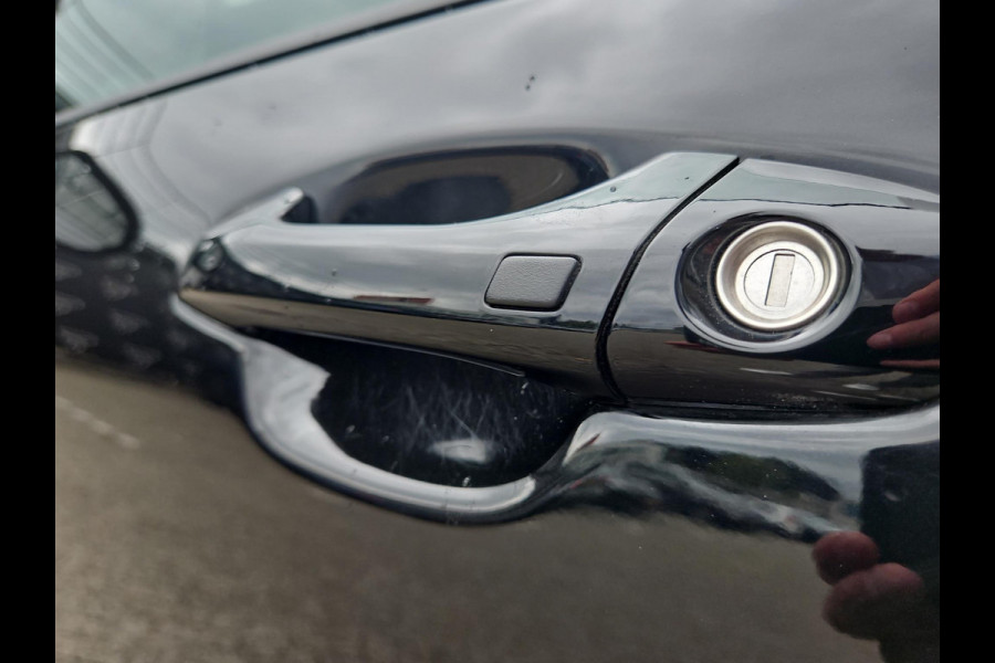 Kia Stonic 1.0 T-GDi MHEV DynamicPlusLine | Stoel- en stuurverwarming | Cruise | Navi | Privacy Glass | Camera |