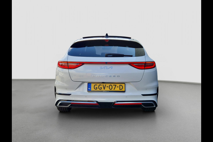 Kia ProCeed 1.5 T-GDi GT-PlusLine | JBL | Pano | Dodehoek | Memory Seat | DAB | Stoelverwarming |