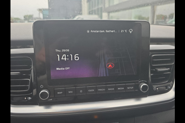 Kia Stonic 1.0 T-GDi MHEV DynamicPlusLine Automaat Automaat | Camera | LMV | Cruise | Navi | LED | Stoel- en Stuurverwarming | Privacy Glass | Apple Carplay & Android Auto |