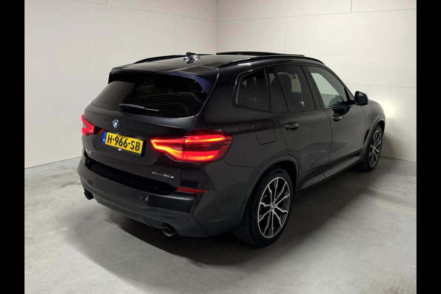 BMW X3 xDrive30e M-Sport Pano Leer Camera HUD Trekh. Sfeer NAP