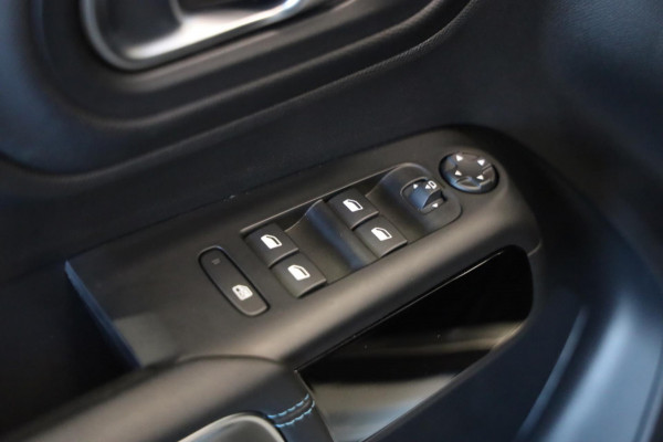 Citroën C5 Aircross 1.6 Plug-in Hybrid 225 Shine 11/2022 NAVI PANO CARPLAY CAMERA V+A PDC CRUISE LEASE v/a € 211,- INRUIL MOGELIJK