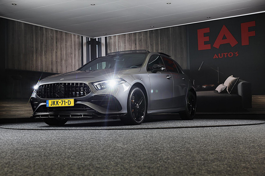 Mercedes-Benz A-Klasse 250 e AMG 45 Look / Memory / Elek Stoelen / Acc / Head Up / 360 Camera / Pano / 18 Inch