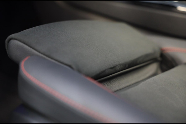 Mercedes-Benz A-Klasse 250 e AMG 45 Look / Memory / Elek Stoelen / Acc / Head Up / 360 Camera / Pano / 18 Inch