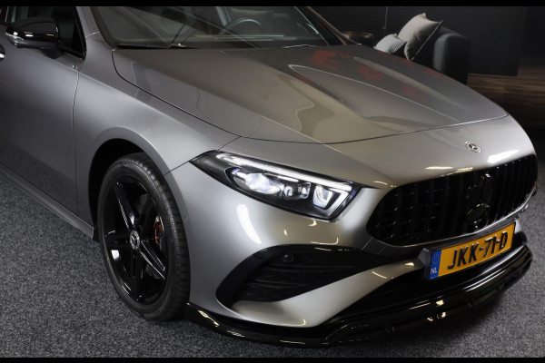 Mercedes-Benz A-Klasse 250 e AMG 45 Look / Memory / Elek Stoelen / Acc / Head Up / 360 Camera / Pano / 18 Inch