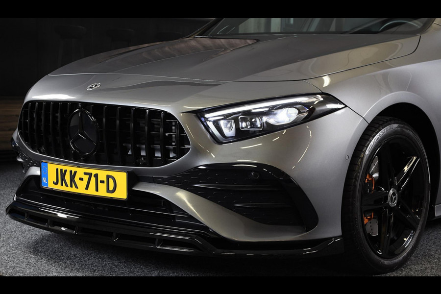 Mercedes-Benz A-Klasse 250 e AMG 45 Look / Memory / Elek Stoelen / Acc / Head Up / 360 Camera / Pano / 18 Inch
