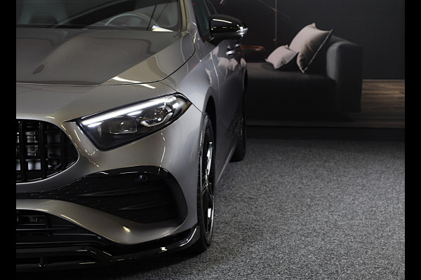 Mercedes-Benz A-Klasse 250 e AMG 45 Look / Memory / Elek Stoelen / Acc / Head Up / 360 Camera / Pano / 18 Inch