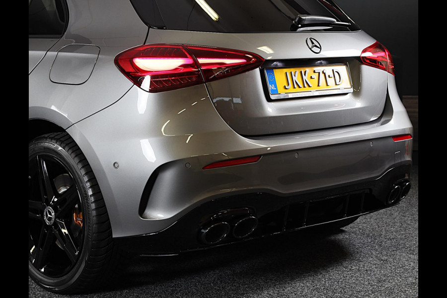 Mercedes-Benz A-Klasse 250 e AMG 45 Look / Memory / Elek Stoelen / Acc / Head Up / 360 Camera / Pano / 18 Inch