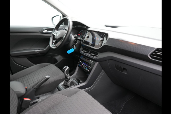 Volkswagen T-Cross 1.0 TSI Life 96pk Dealer O.H | Voorstoelen Verwarmd | Apple Carplay | Navigatie | DAB | Front Assist | Climate Control |